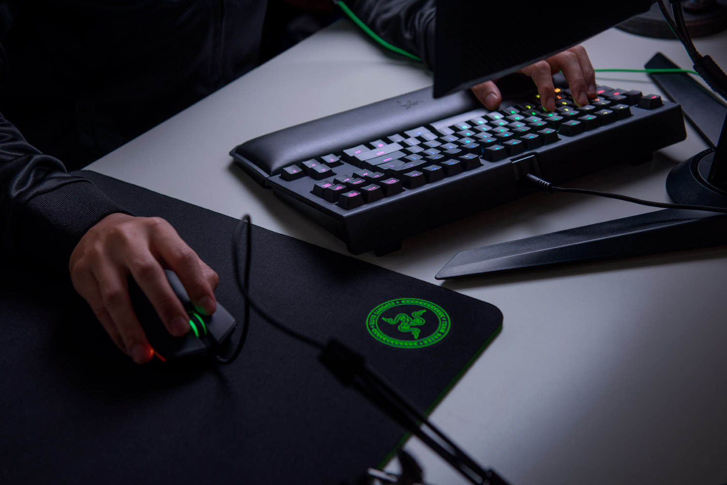 BlackWidow TE Chroma V2 3