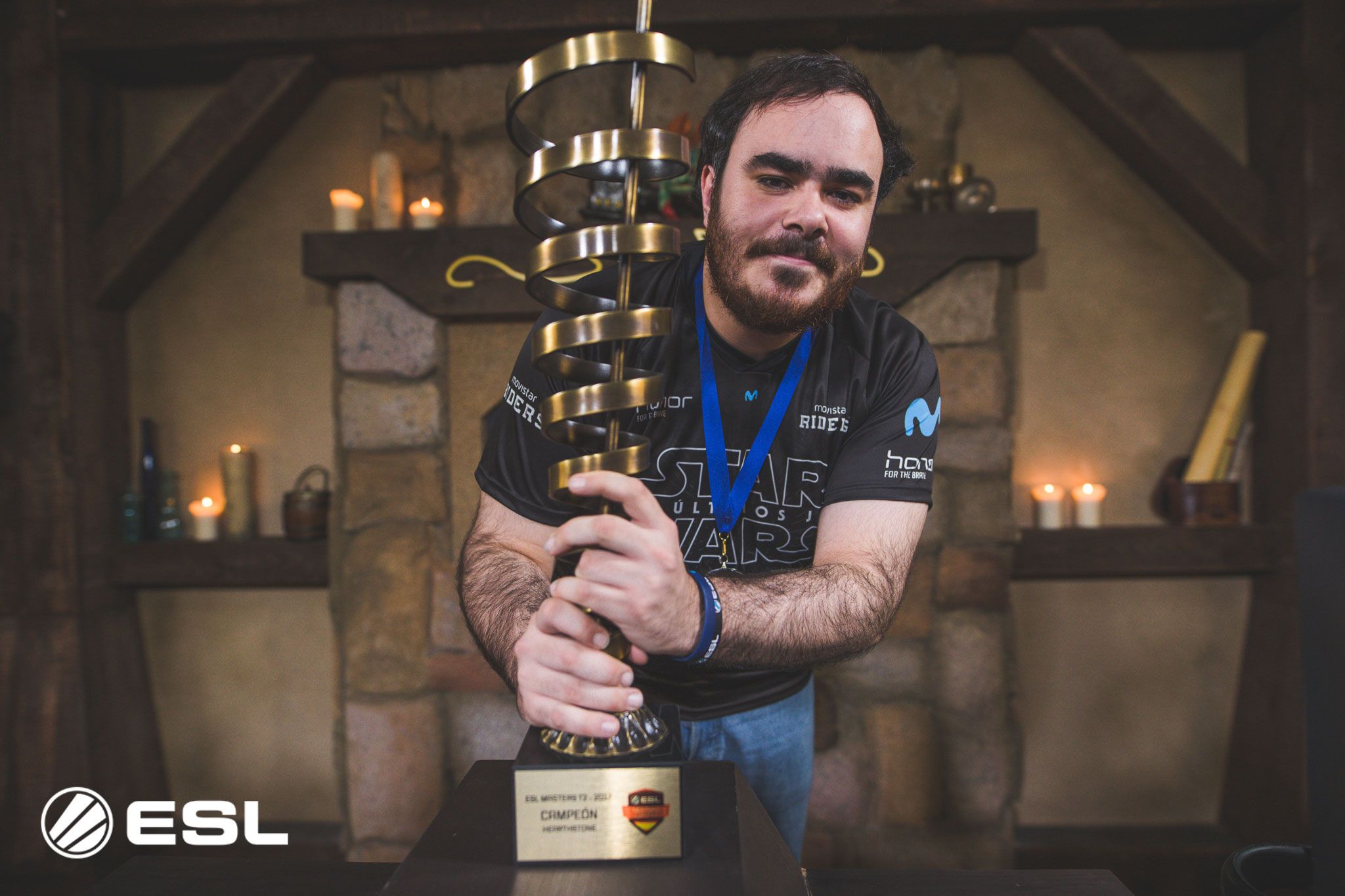 campeón de la temporada 2 de ESL Masters Hearthstone