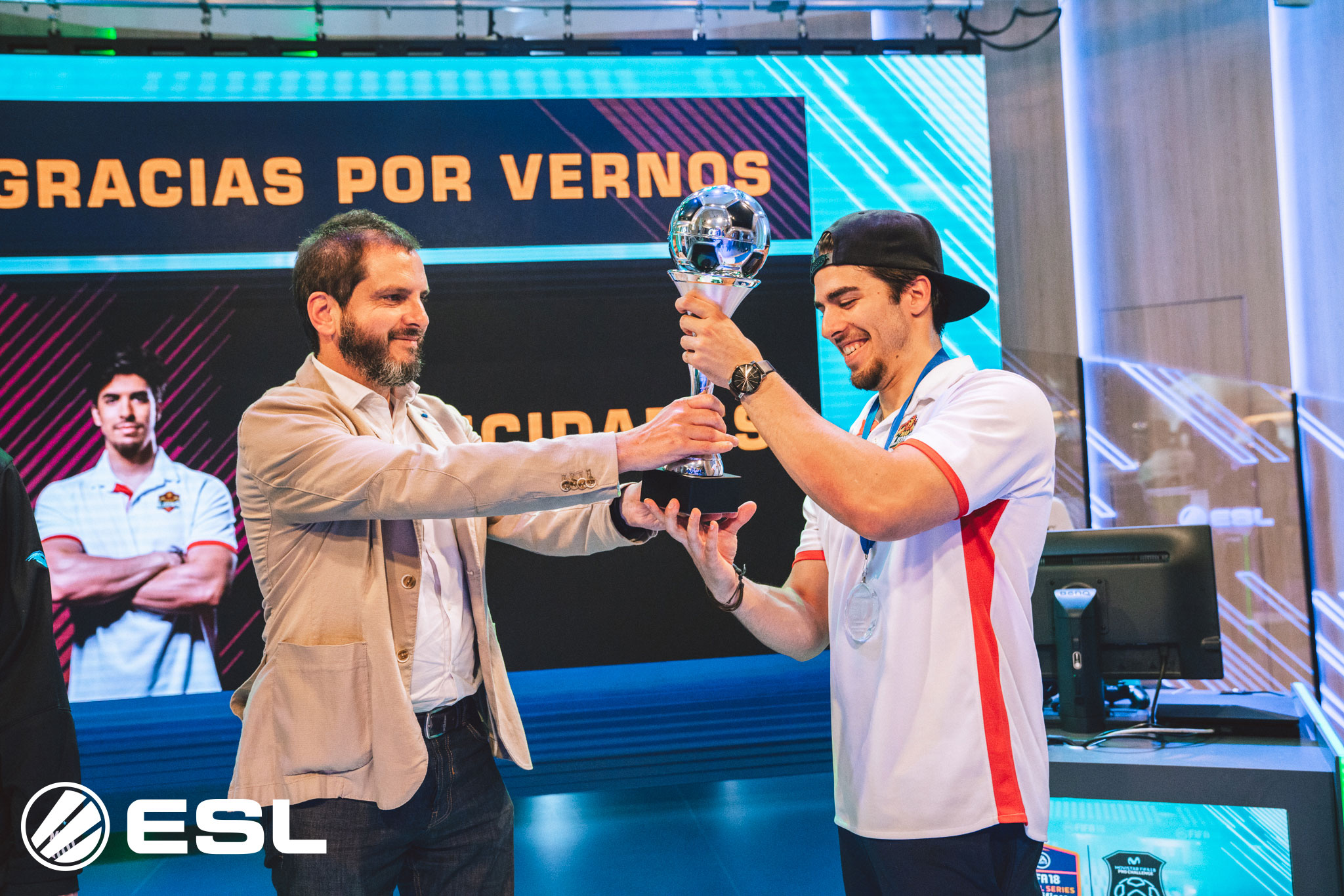 Movistar FIFA 18 ESL Pro Challenge Final 1