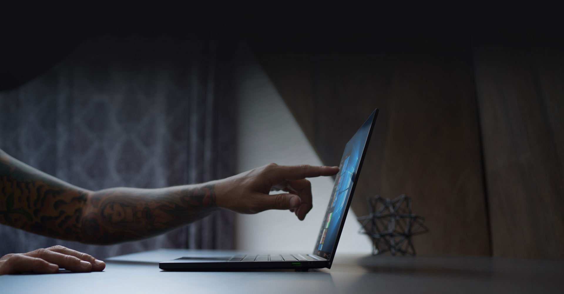 Razer Blade Stealth Rediseño Anuncio 4