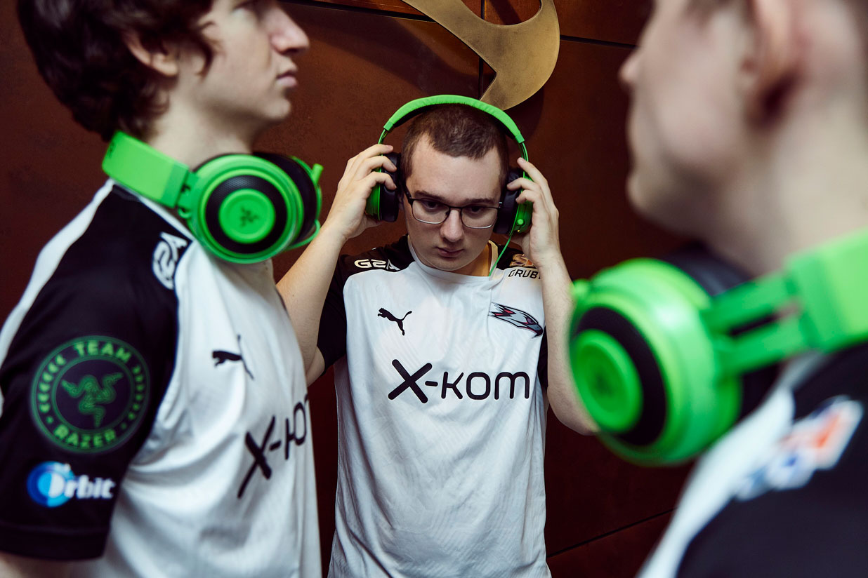 Team Razer x kom AGO 2