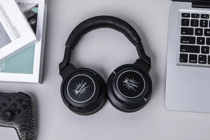 Kiwi Ears Aventus